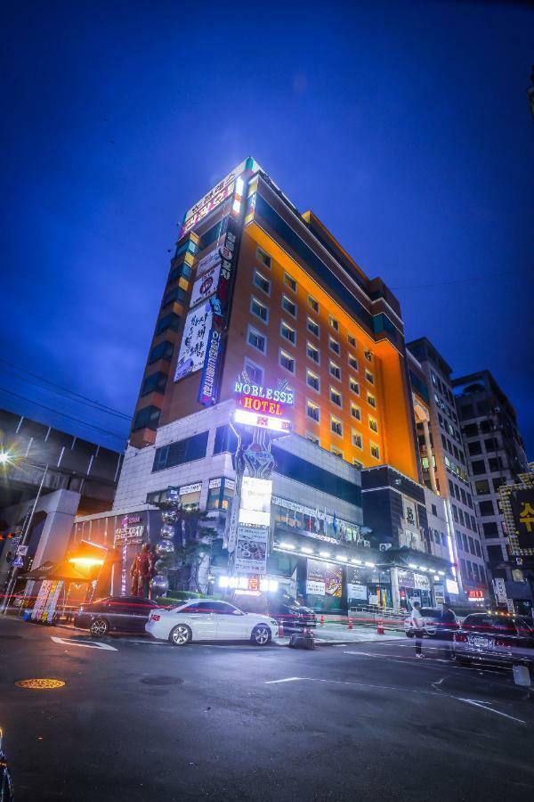 Hotel Noblesse Seoul Ngoại thất bức ảnh