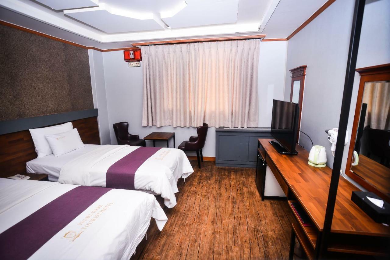 Hotel Noblesse Seoul Ngoại thất bức ảnh