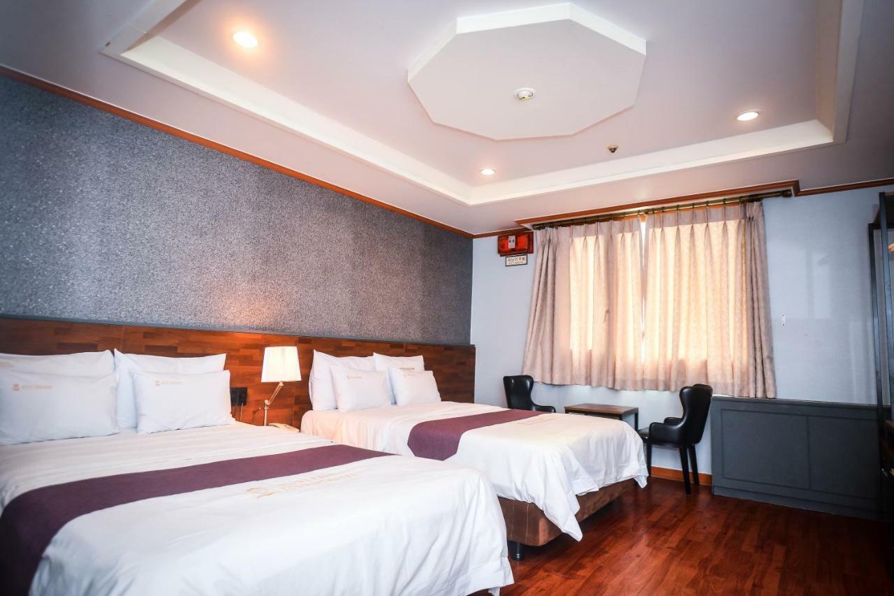 Hotel Noblesse Seoul Ngoại thất bức ảnh