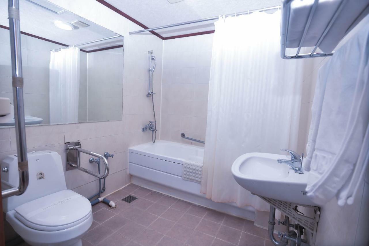 Hotel Noblesse Seoul Ngoại thất bức ảnh